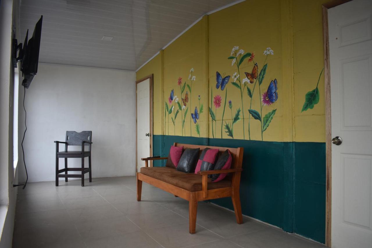 Lidia'S Mountain View Vacation Homes Monteverde Екстер'єр фото