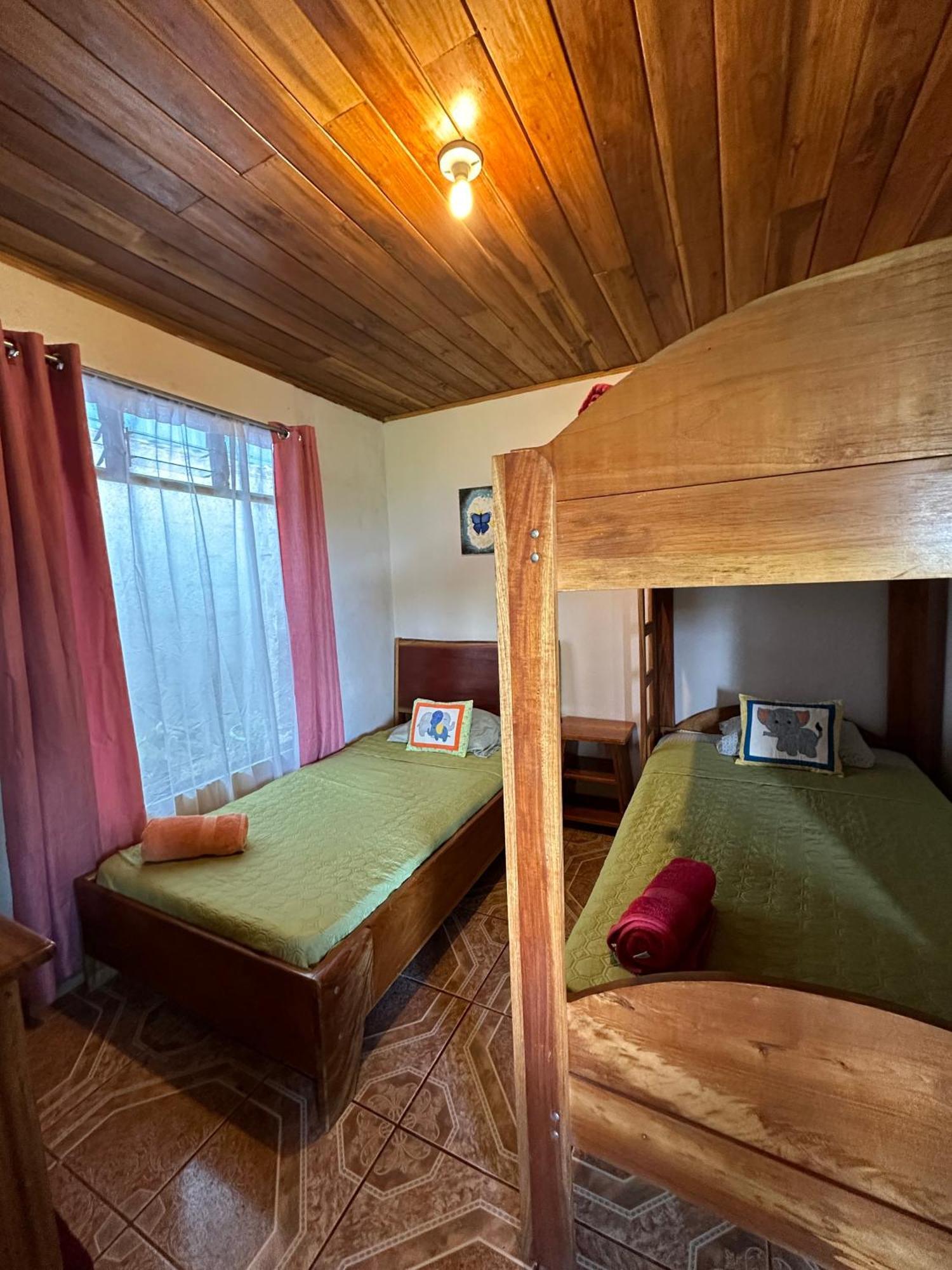 Lidia'S Mountain View Vacation Homes Monteverde Екстер'єр фото